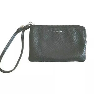 Coach Leather Corner Zip Wristlet Coin Purse Black Pebbled Leather Latch Clasp